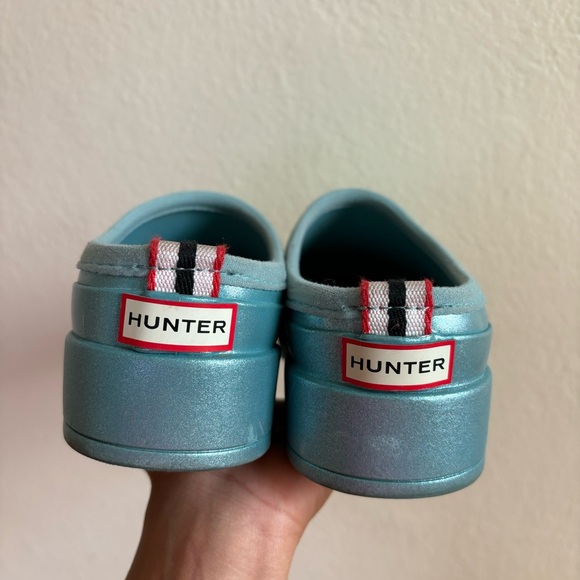 hunter play clogs in blue - Picture 4 of 8